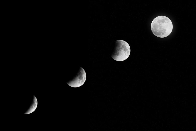 Moon Phases Desserts